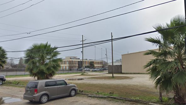 Vacant Corner Commercial Lots: 3400 28th St, Metairie, LA 70002